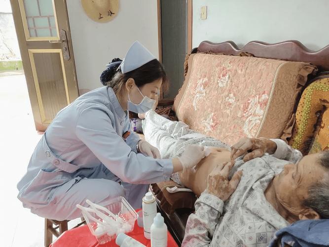 “送上门”的护理服务 让专业照护走进千家万户