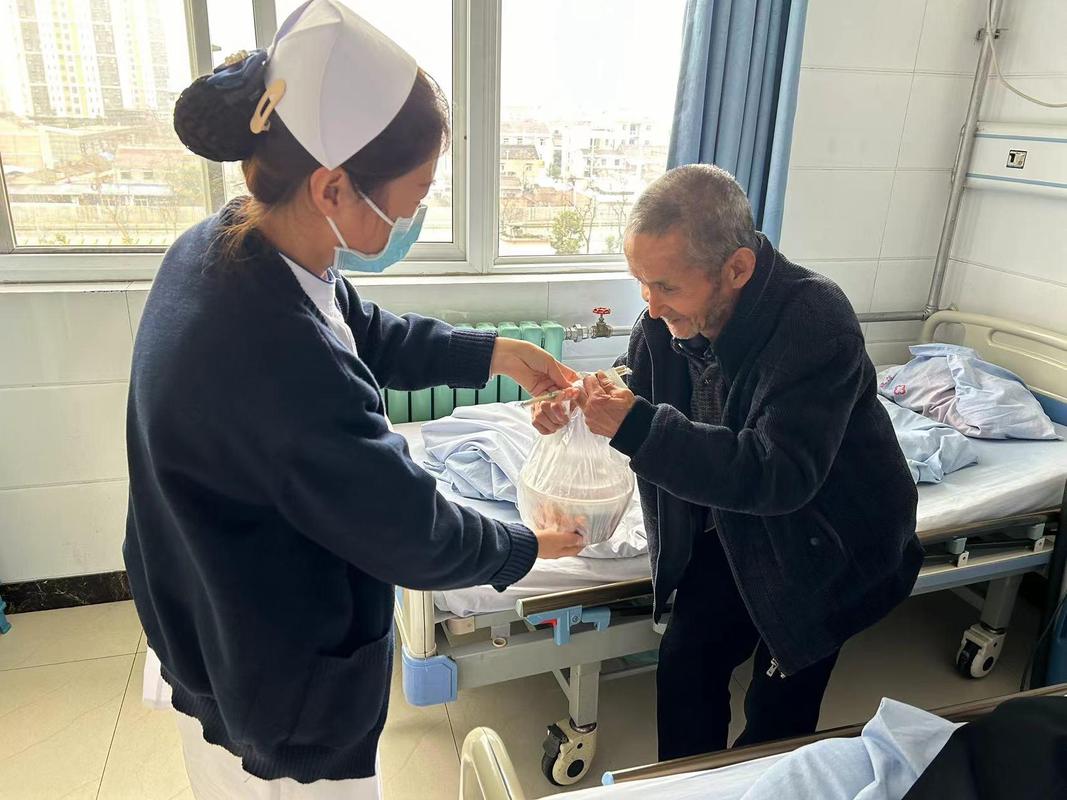 优质护理服务 内涵、挑战与实践路径
